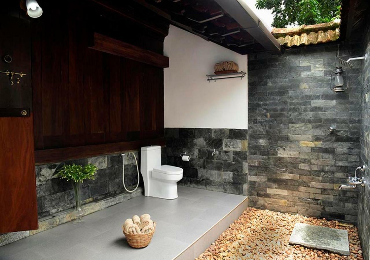 Stayvista At La Riva Heritage Villa With Bicycle Alappuzha 外观 照片