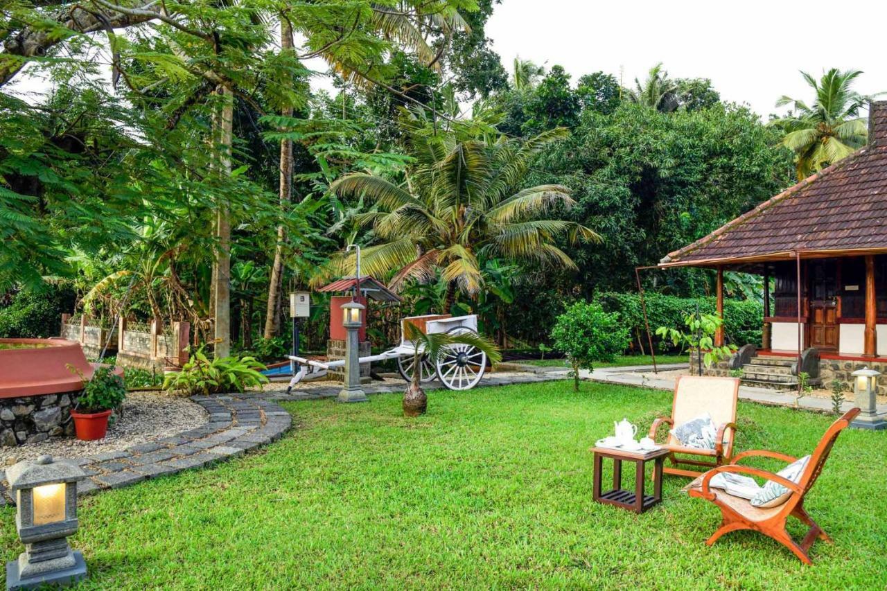 Stayvista At La Riva Heritage Villa With Bicycle Alappuzha 外观 照片